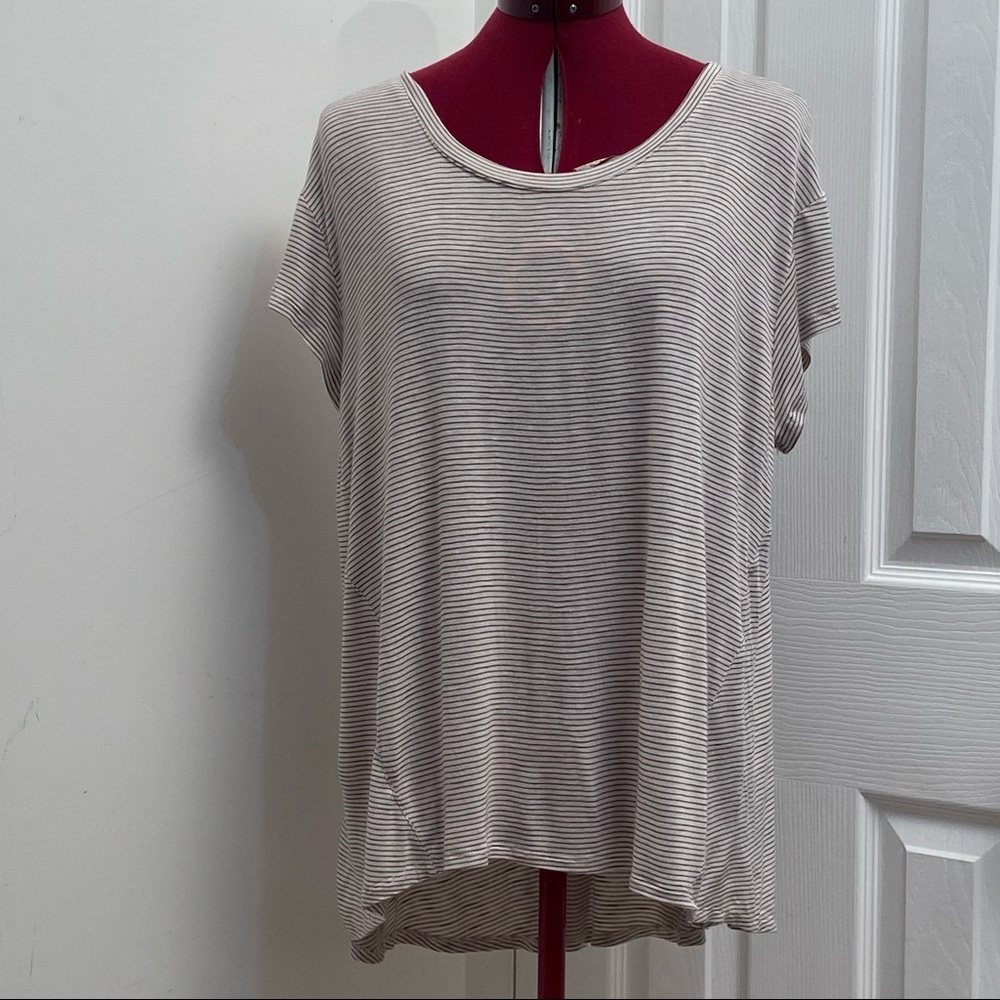 rue 21 women cream tone on tone stripe pullover top. Size M. Used condition.